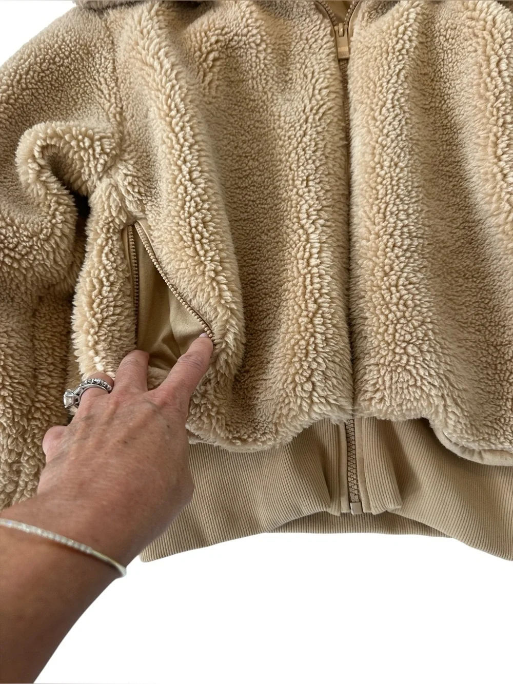 Alo Yoga Foxy Sherpa Jacket in Camel